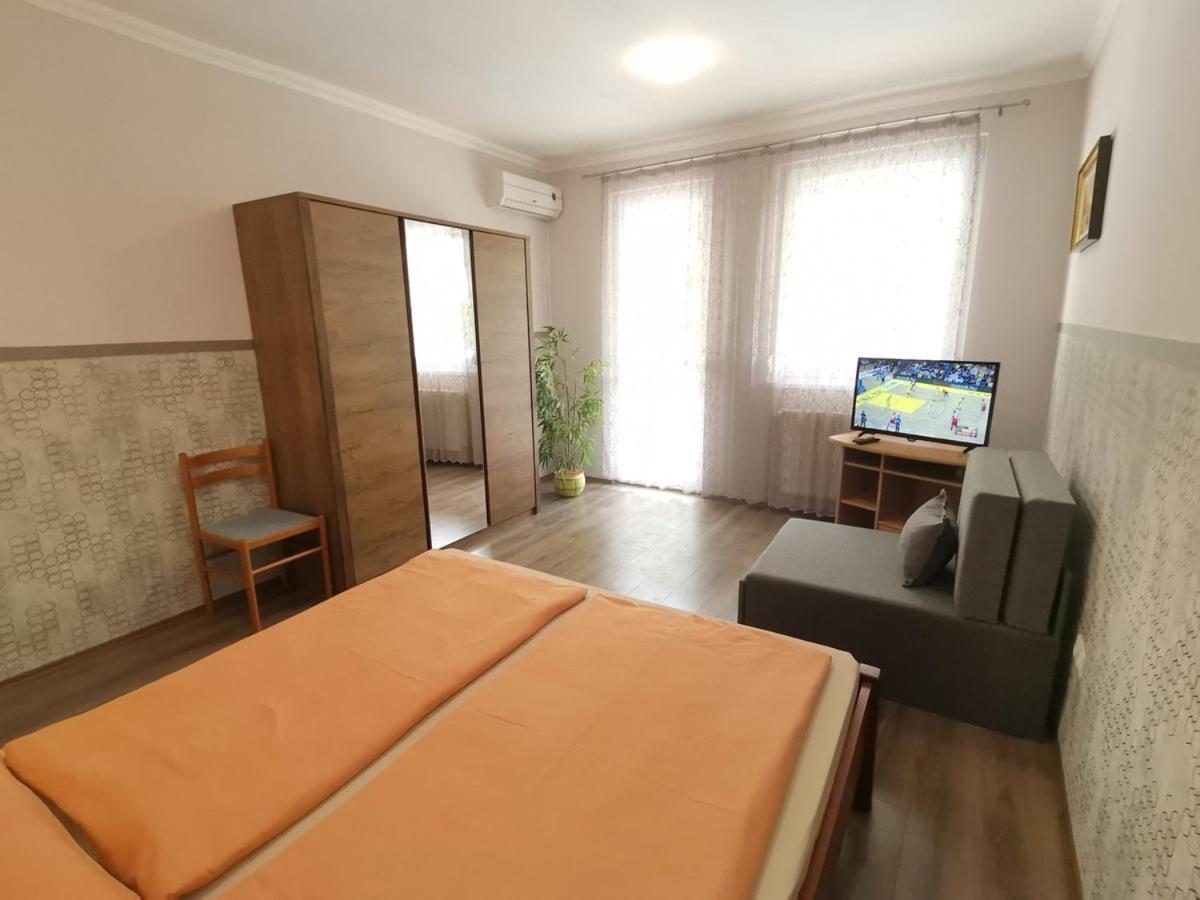 Carpe Diem Apartment Hajdúszoboszló Exterior foto