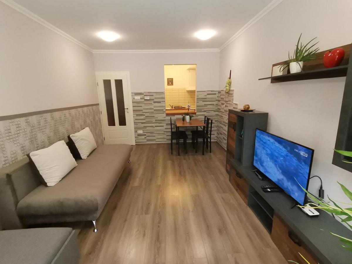 Carpe Diem Apartment Hajdúszoboszló Exterior foto