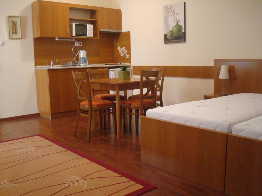 Carpe Diem Apartment Hajdúszoboszló Zimmer foto