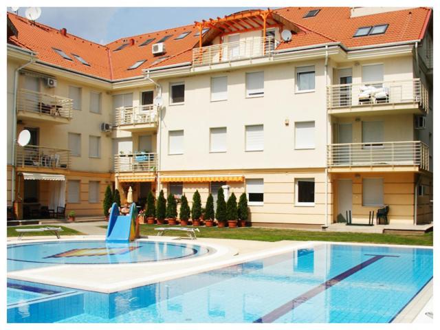 Carpe Diem Apartment Hajdúszoboszló Exterior foto