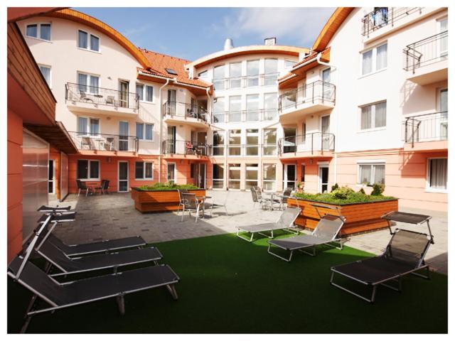 Carpe Diem Apartment Hajdúszoboszló Exterior foto
